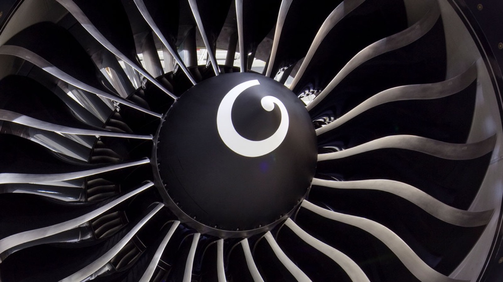 GE Aerospace航空发动机风扇官方图片